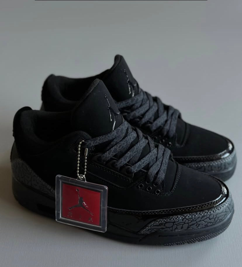 Air Jordan 3 Retro Black Cat