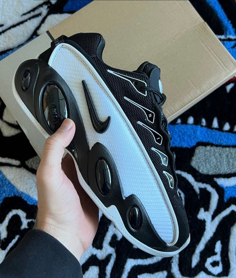 Nocta Glide Black/White