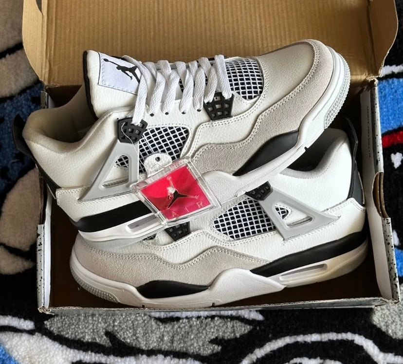 Retro 4 Military Black