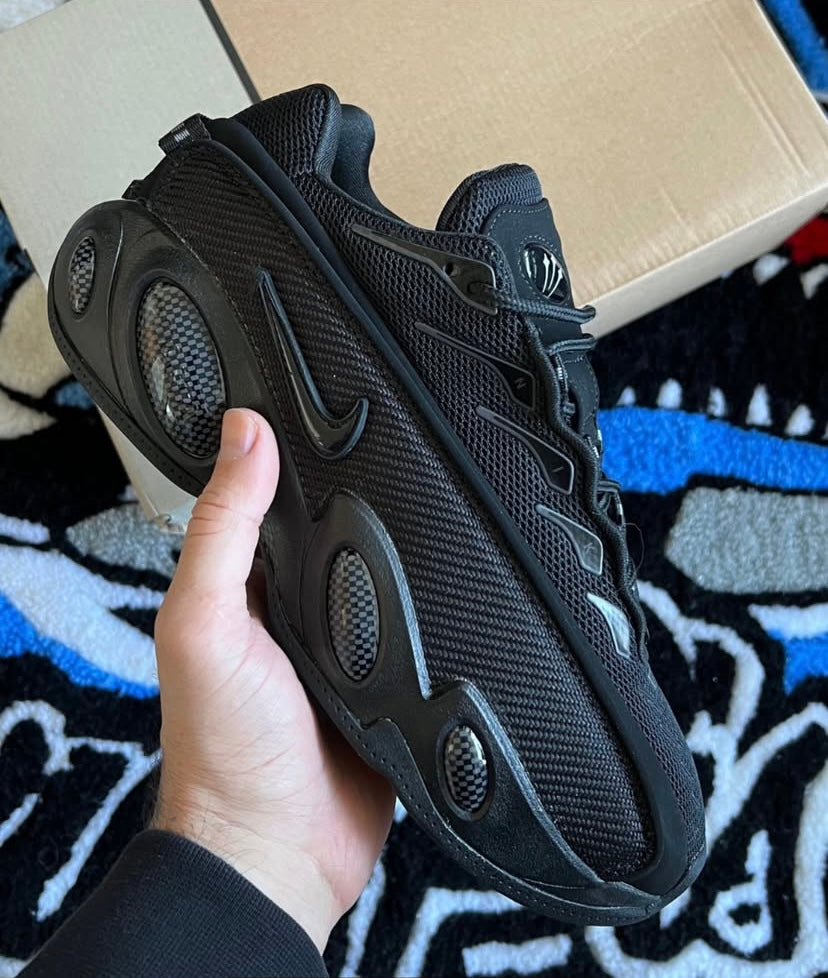 Nocta Glide Triple Black