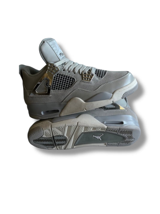 Retro 4 Frozen Momments